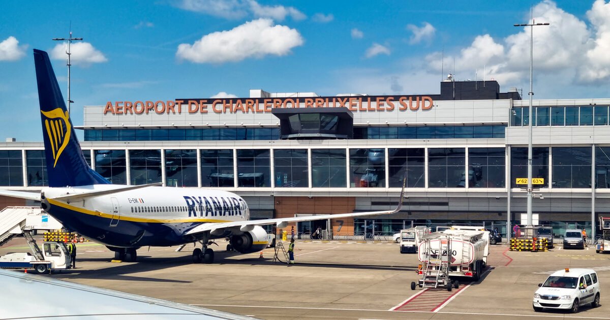 Taxi van Gent naar Charleroi Airport Brussels South