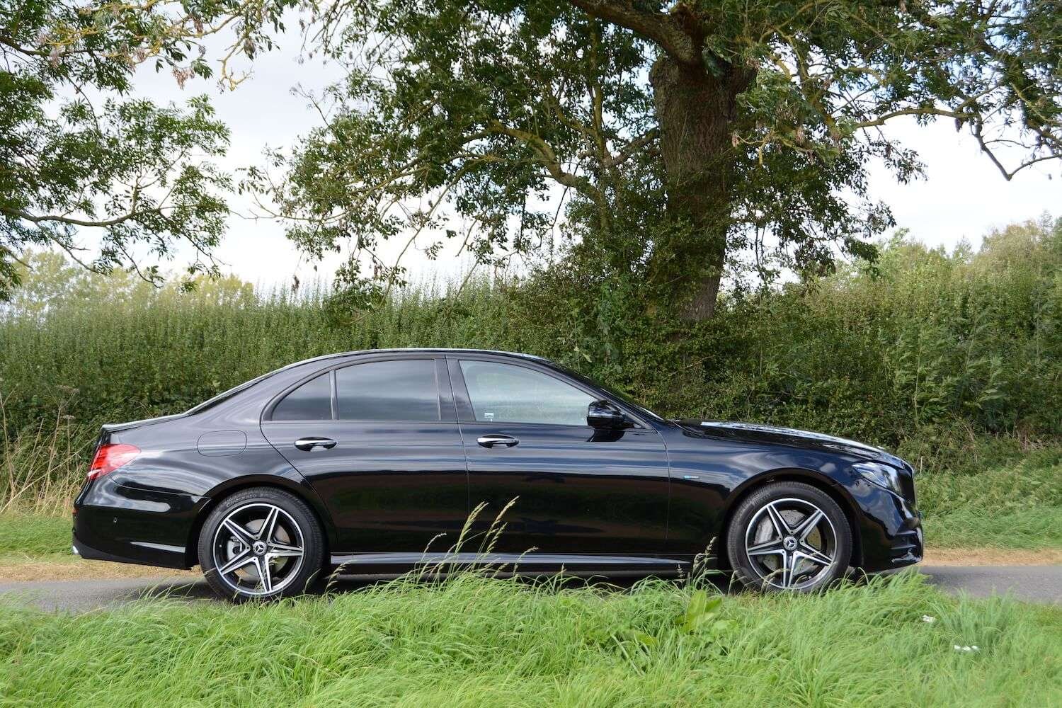 Luxury Sedan voor luchthavenvervoer Gent → Schiphol